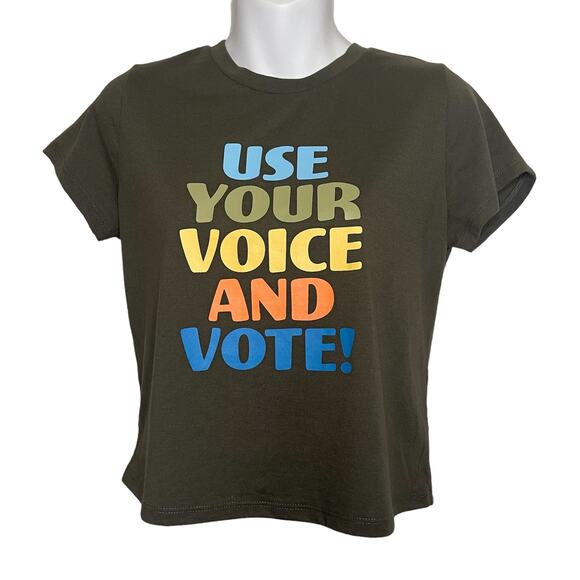 True Craft Vote Graphic T-Shirt Green Crew Neck Short Sleeve NWT Size L - Picture 6 of 6